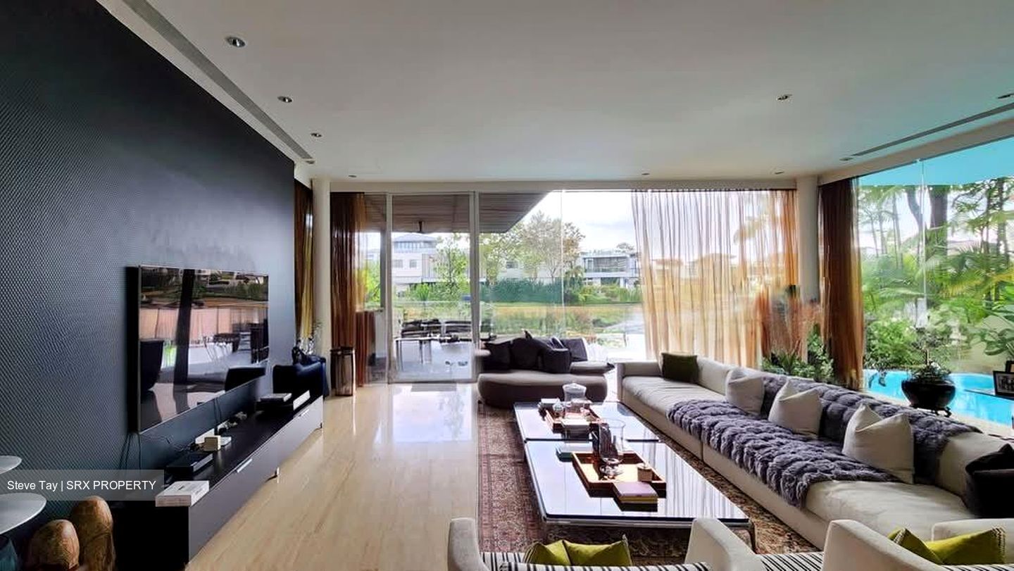 Ocean Drive (D4), Detached #588726061